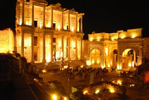 3-4PAX-Mini Packages Private Tour 2 Days/1Night covering Pamukkale and Ephesus by flight.